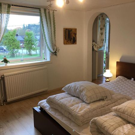 Villa Torp, 7 Min Till Ullared Exterior foto